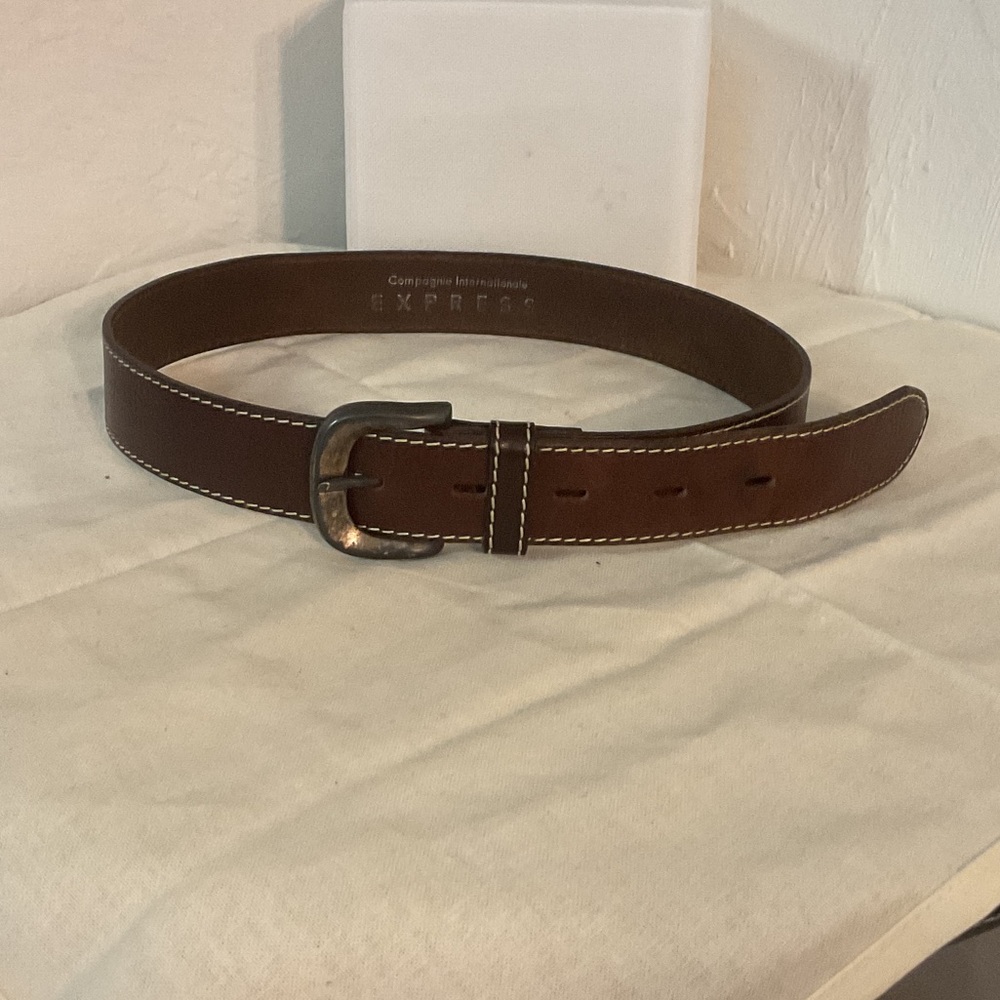 Express Vintage Brown Genuine Leather Belt Made in Italy Stitch Detail Size M